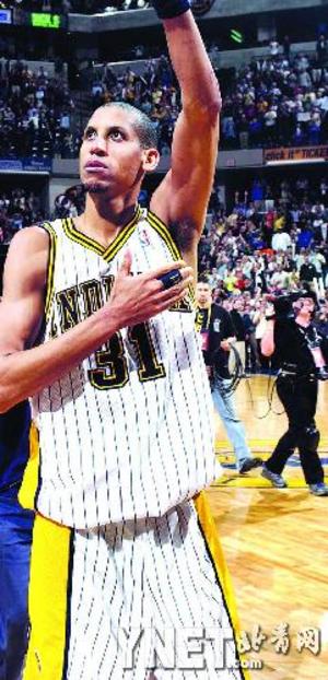 在这场激烈 在这场激烈