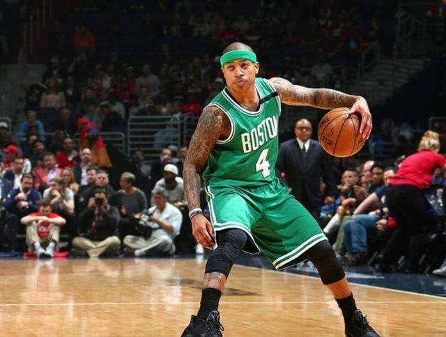 队在逆境中 队在逆境中