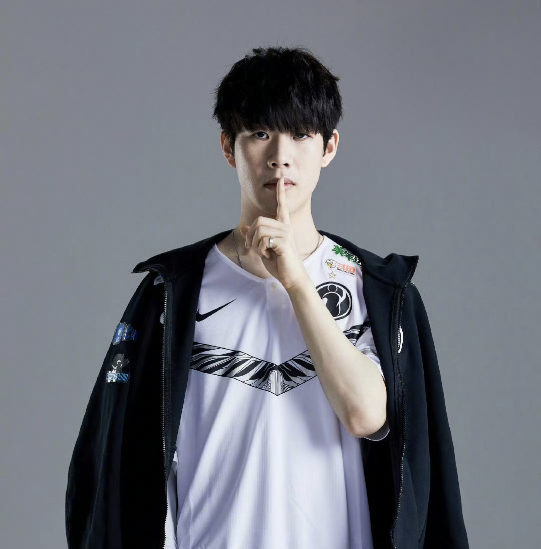 的守护神 的守护神